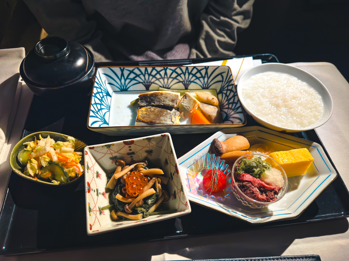 Japanese washoku breakfast menu.