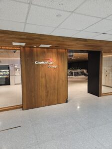 capital one dulles entrance lounge