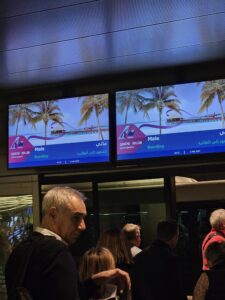 qatar airways boarding doha airport