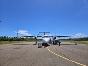 maldivian airlines dash 8-300