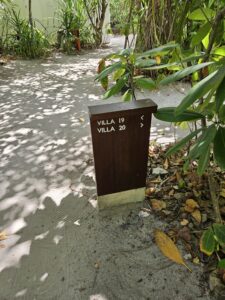 park hyatt maldives villa direction sign