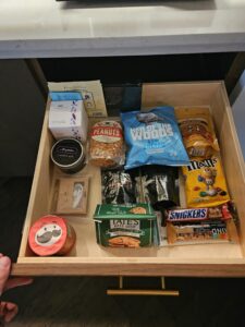 thompson nashville for purchase snacks mini bar