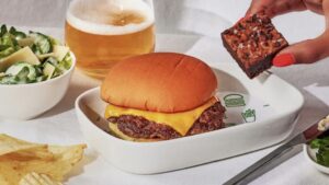 Shake Shack Burgers Are Coming To Delta First Class Flights