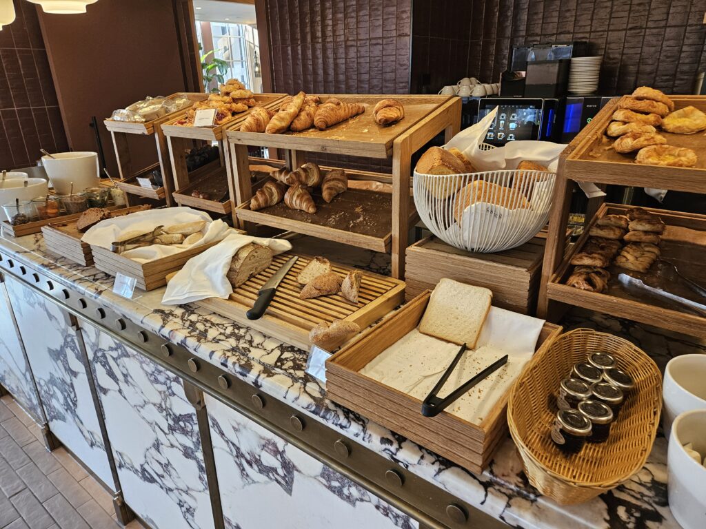 hyatt regency london blackfriars breakfast bread fresh-baked fresh baked