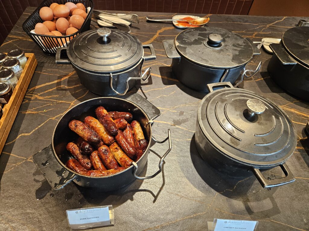 sausage eggs english breakfast hyatt regency london blackfriars