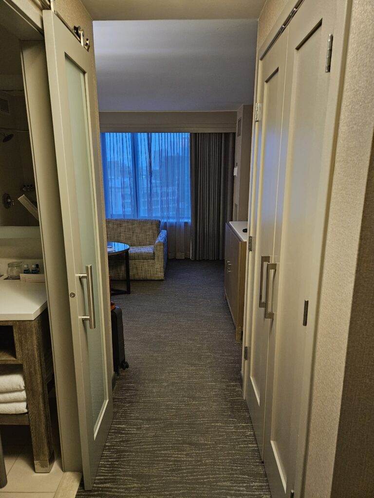 hyatt regency boston bedroom entrance closet bathroom