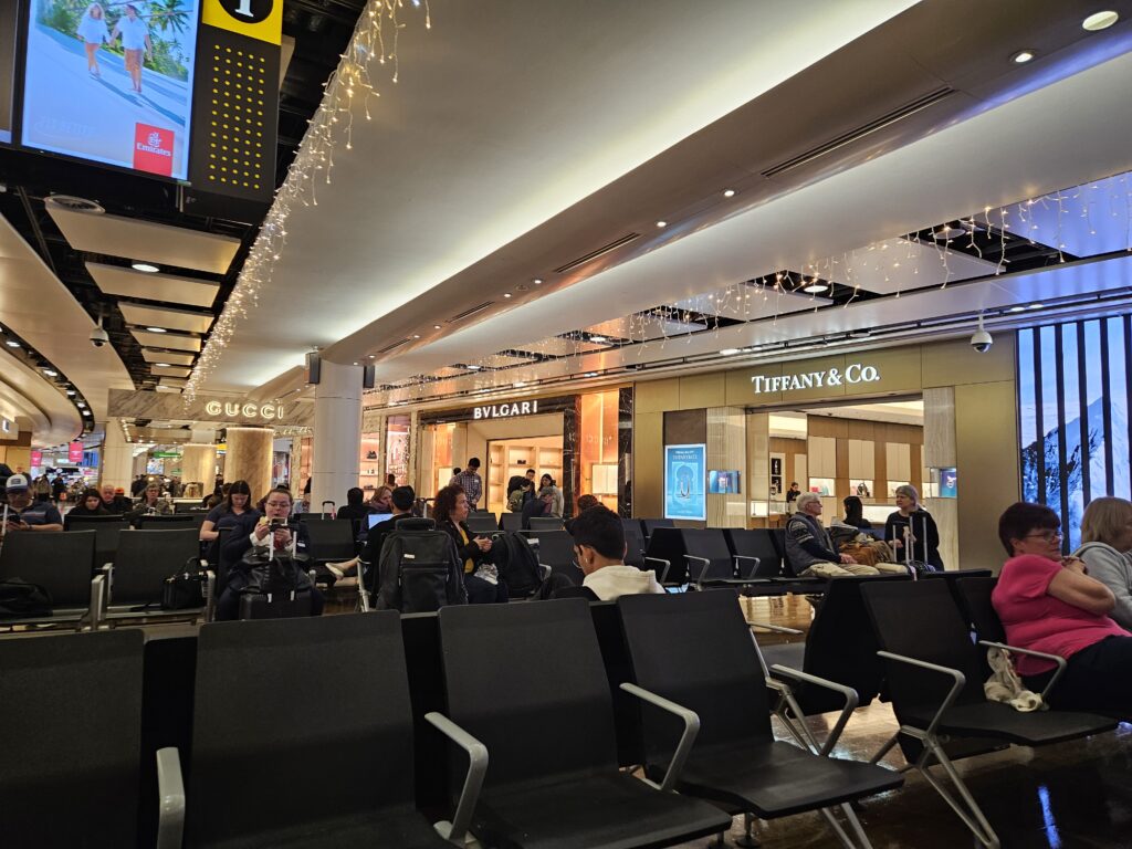 luxury shopping terminal 3 three heathrow tiffany bulgari gucci