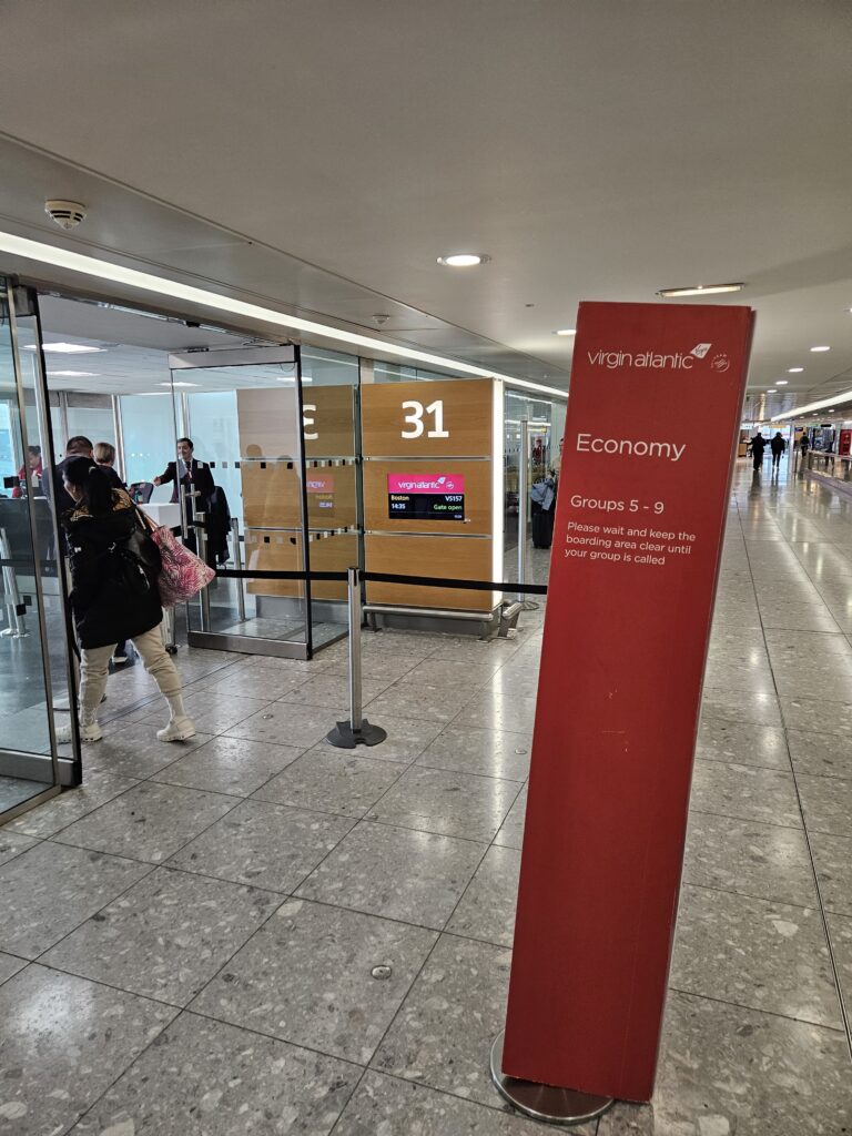 virgin atlantic london heathrow lhr gate entrance 31 terminal 3